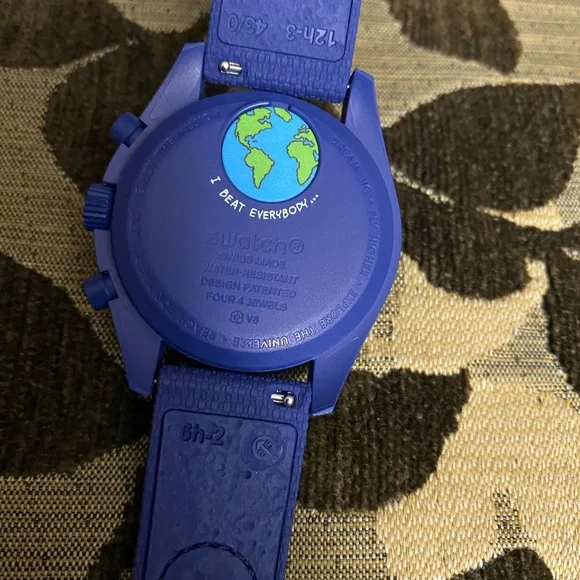 Swatch X Omega MOONSHINE GOLD (Hunter’s Moon) - Picture 10 of 13